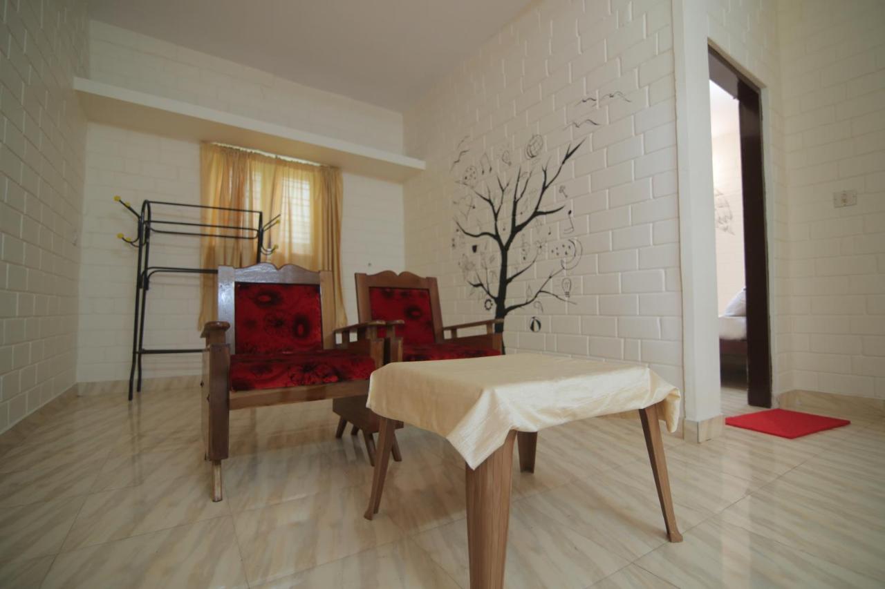 Cloud Nine Inside Hotel Varkala Buitenkant foto