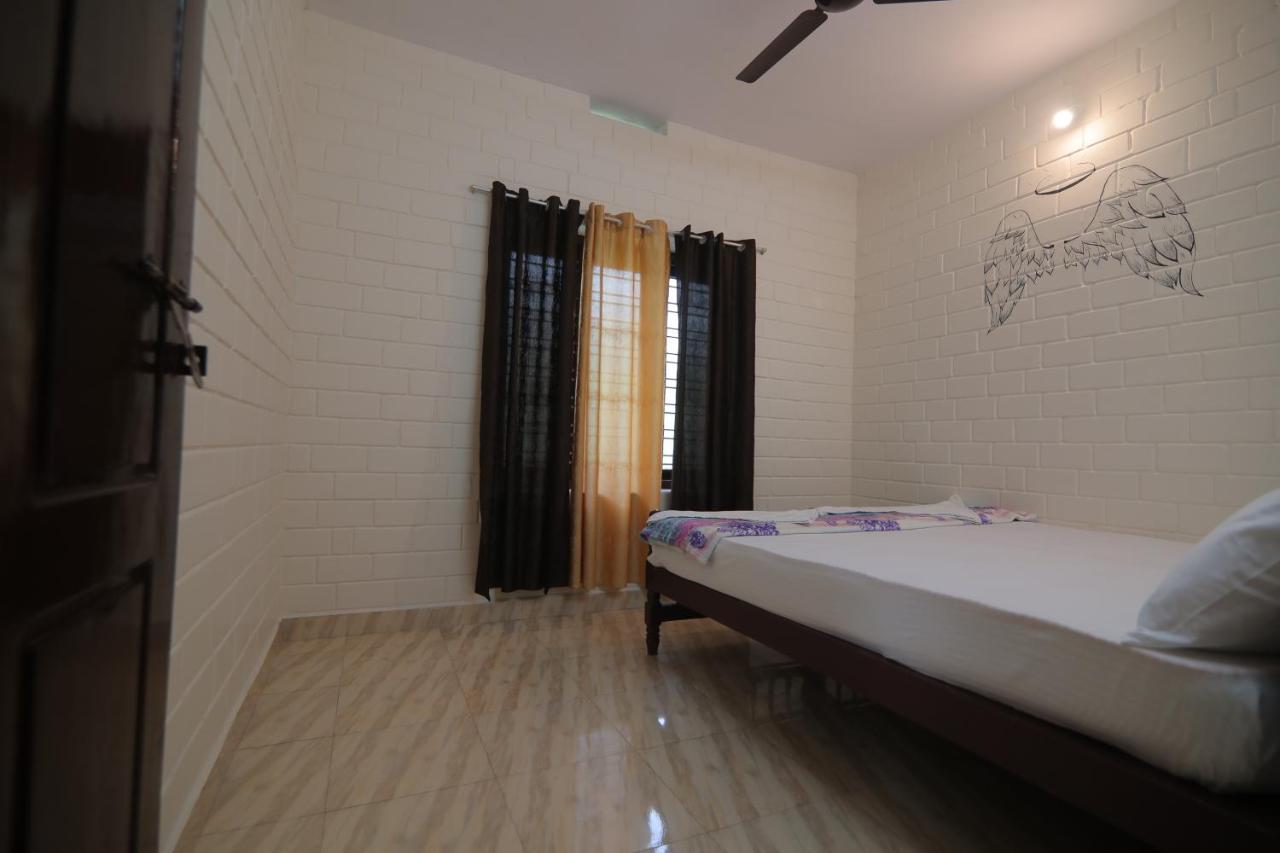 Cloud Nine Inside Hotel Varkala Buitenkant foto